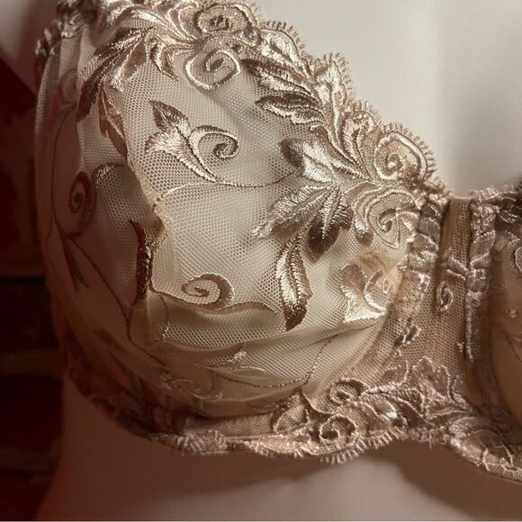 Soma sensuous lace nude unlined bra Sz 38D - Picture 2 of 7